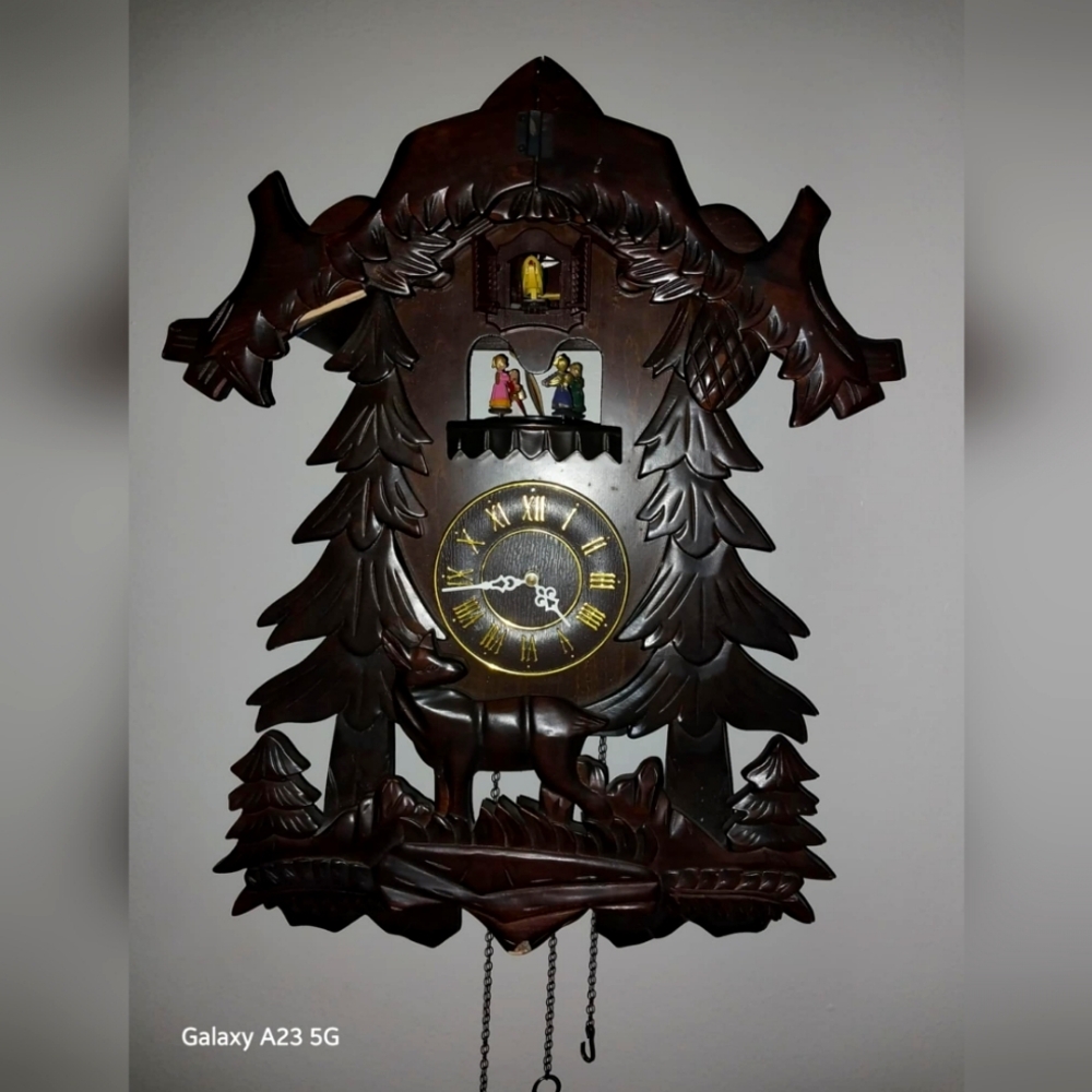 Kendall vintage Dark Brown Cookoo Clock